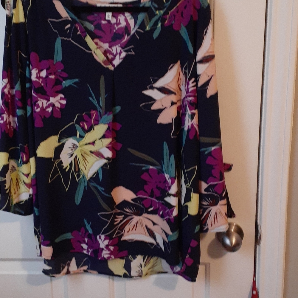 Multicolored floral